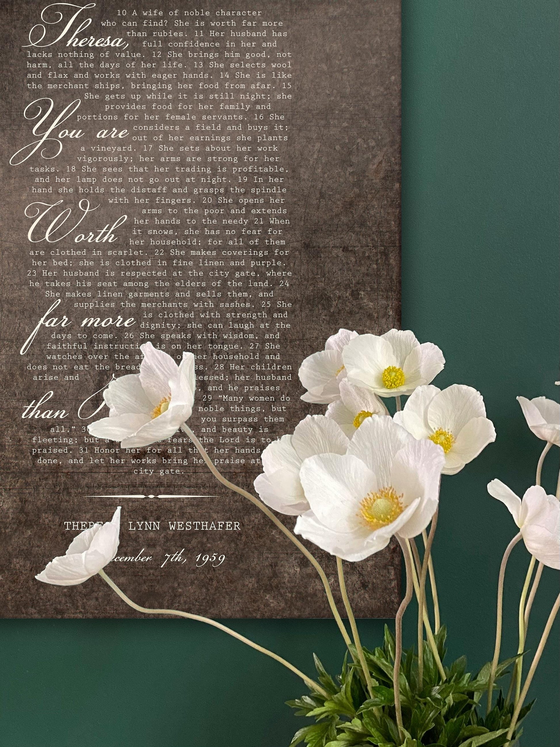 Proverbs 31 Metal Sign for Her - HoneycombProverbs - Signs - Tin and Aluminum Gifts